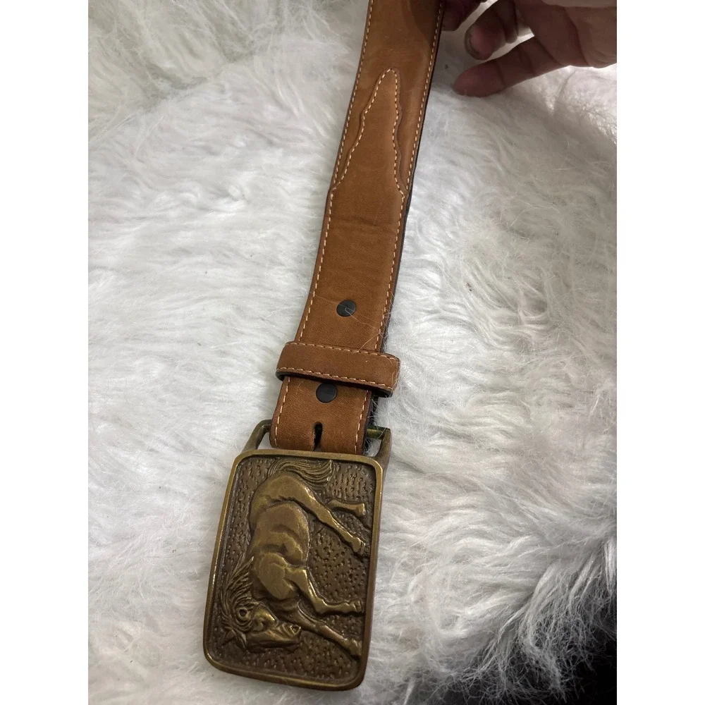 Silver Creek Classics Mens Brown Leather Western Belt Horse Buckle 44 USA Made